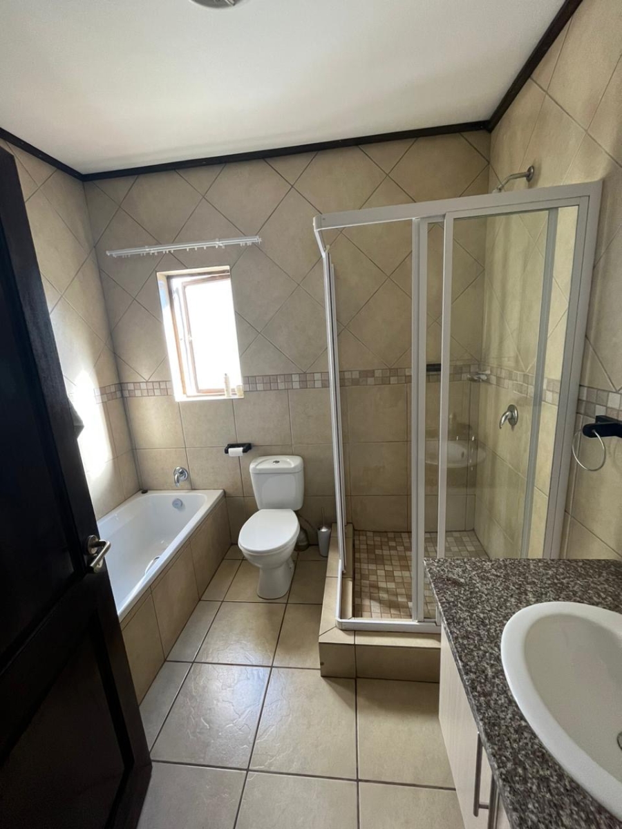 4 Bedroom Property for Sale in Xanadu Eco Park North West